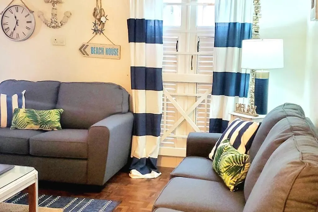 Amazing Location! Walk To Town, Beach & Dinner - Payment Required To Reserve Ocho Rios 0*,  Jamaica